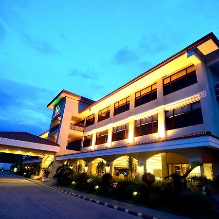 Mactan Isla Resort 麦克坦 外观 照片